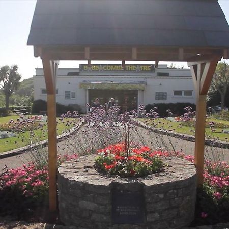 Coombe Court Hotel Torquay Bagian luar foto
