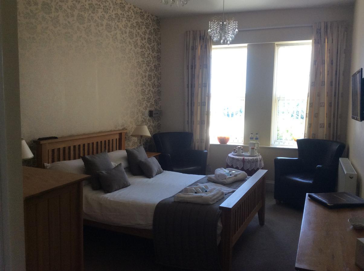 Coombe Court Hotel Torquay Bagian luar foto
