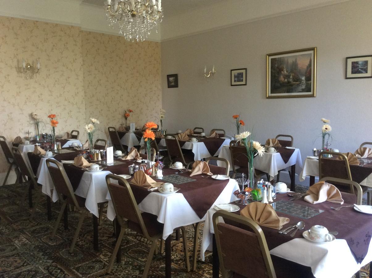Coombe Court Hotel Torquay Bagian luar foto